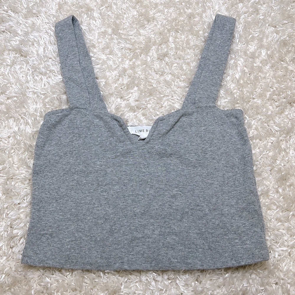 NORDSTROM || Grey Crop Top - Picture 2 of 4
